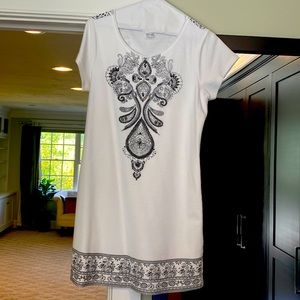 Womens size S dress.